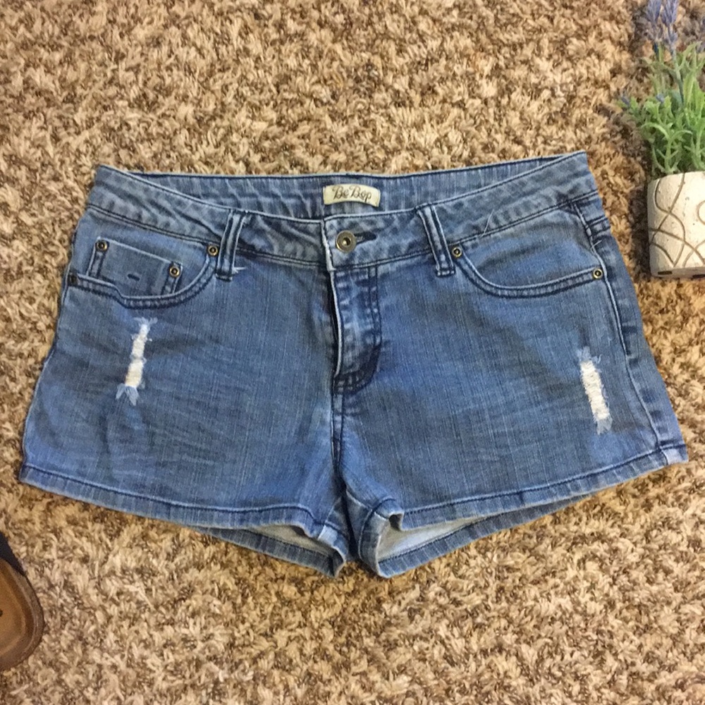 Bebop Denim Shorts - Picture 3 of 4